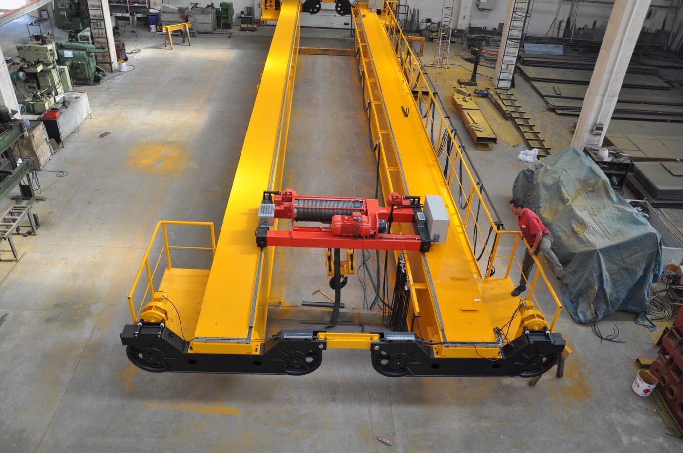 Double girder crane bridges with hoist units assembled on the ABRA plant floor in İzmir