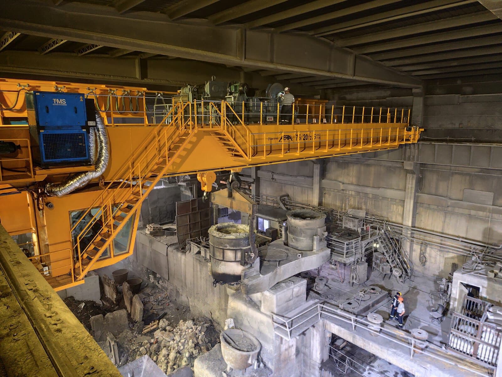 ABRA process crane working in a steel plant